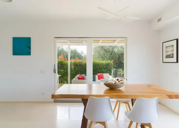 New Terra Di Luce Ecovilla With Feriehus
